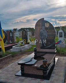 Пам'ятник ZSU.404