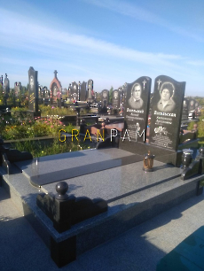 Подвійний пам'ятник PDV.847