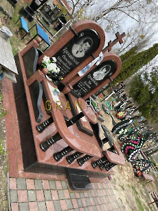 Подвійний пам'ятник PDV.855