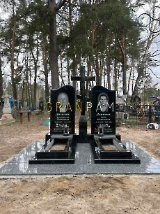 Подвійний пам'ятник PDV.884