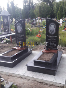 Подвійний пам'ятник PDV.911