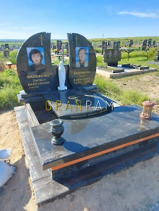 Подвійний пам'ятник PDV.917