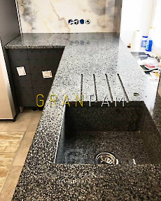 Гранітна стільниця TM.40